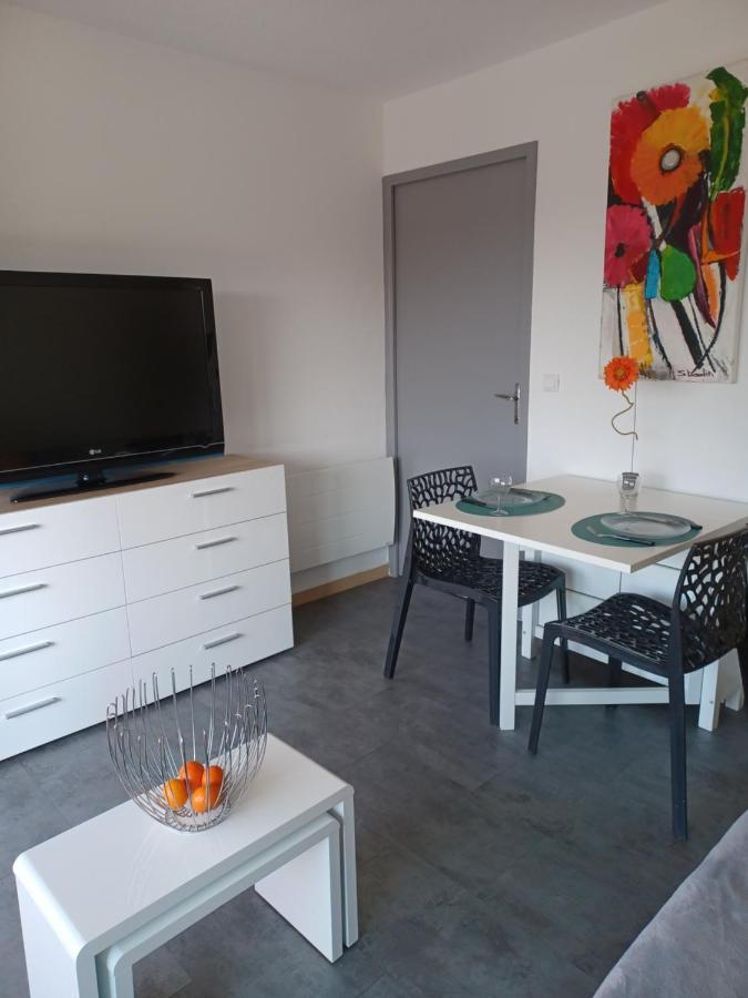 Appart Cosy En Bord De Mer - Port Santia Lucia St Raphael Saint-Raphael (Var) Exterior foto