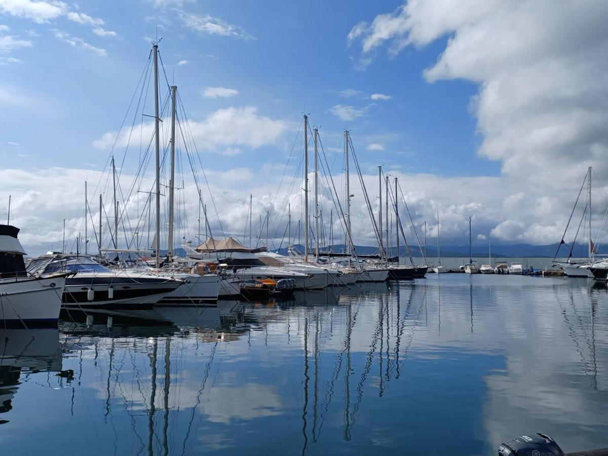 Appart Cosy En Bord De Mer - Port Santia Lucia St Raphael Saint-Raphael (Var) Exterior foto