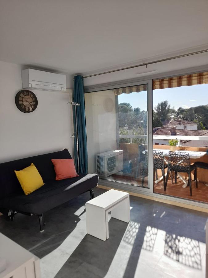 Appart Cosy En Bord De Mer - Port Santia Lucia St Raphael Saint-Raphael (Var) Exterior foto